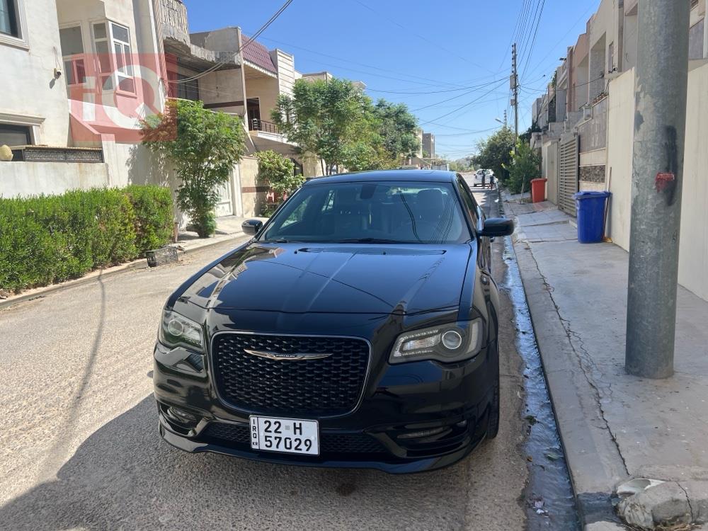 كرايسلر 300